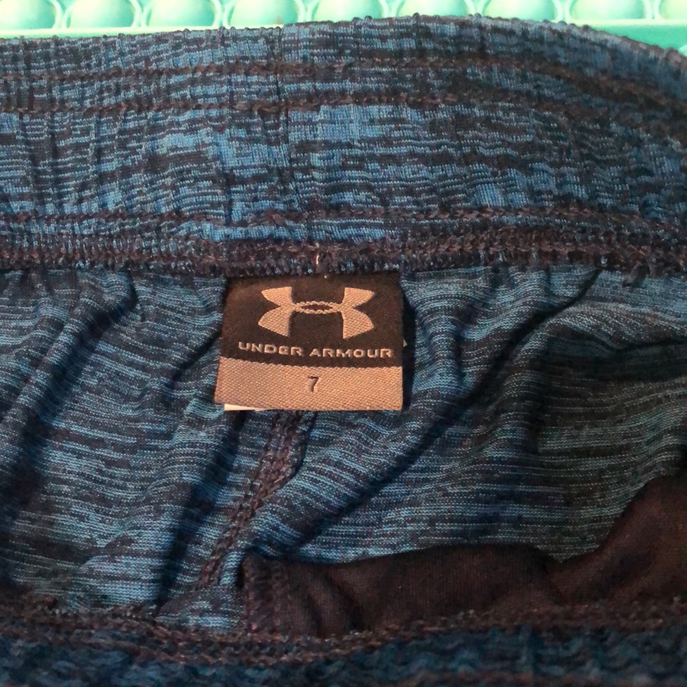 Under Armour - Picture 3 of 5
